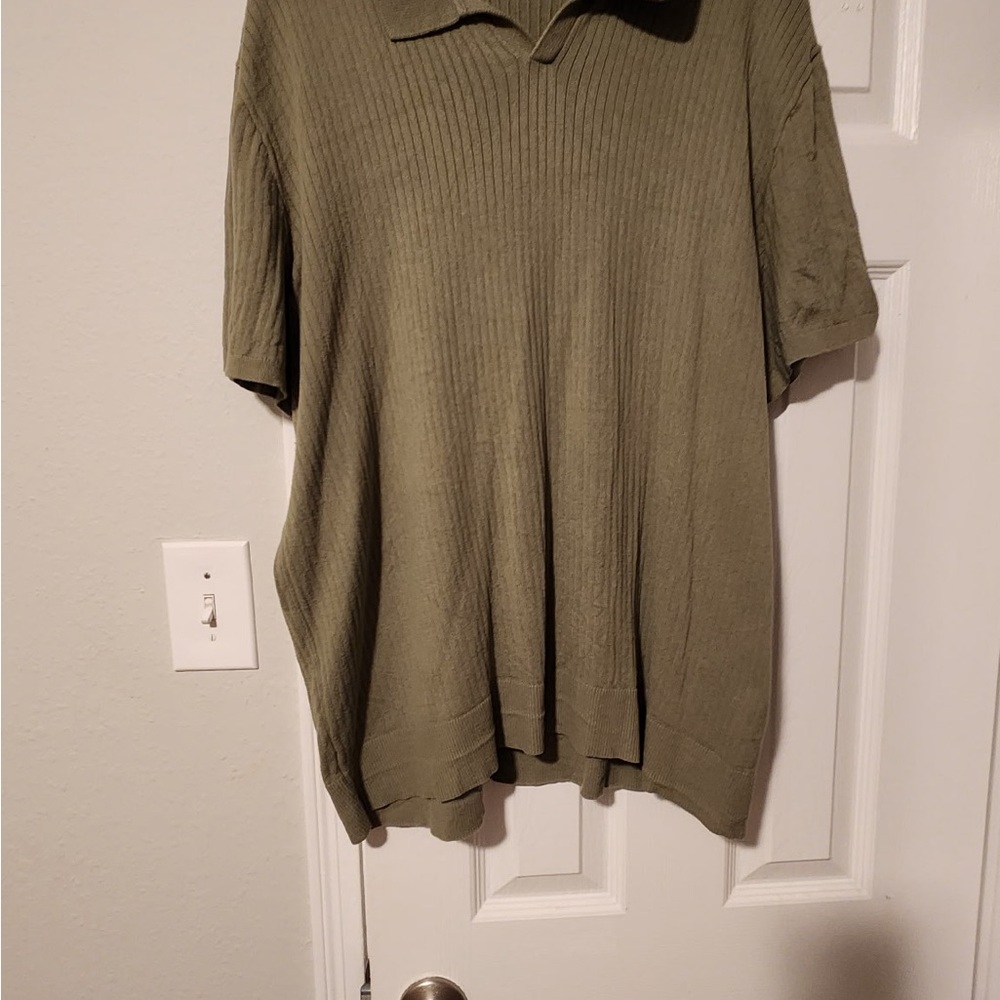 Old Navy Men's Polo in Olive